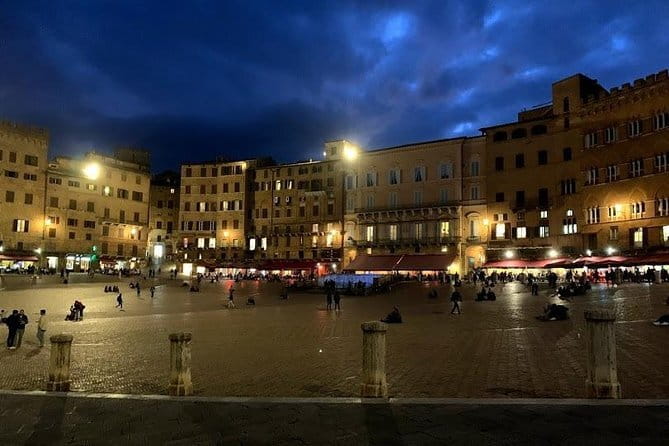 Siena - San Gimignano Private Tour - Piazzale Michelangelo gives you a quick Florence preview