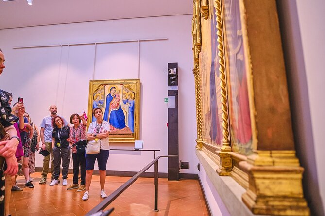 Skip the Line: Florence's Uffizi Gallery Guided Tour - Botticelli and the Medici rooms
