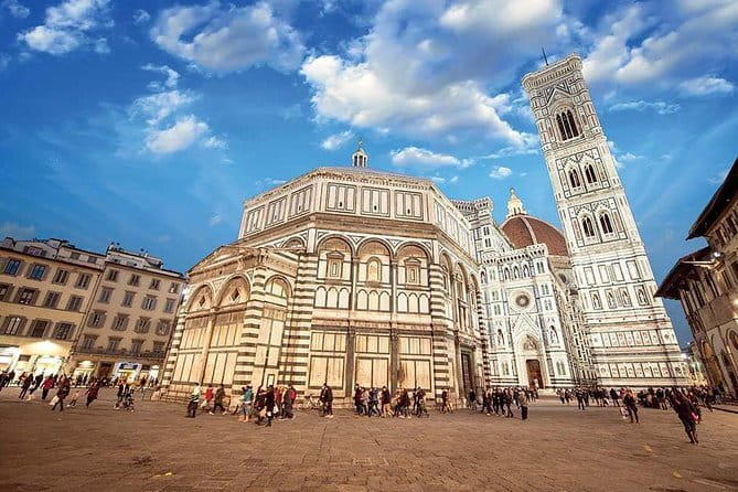 Skip the line: Uffizi small group and walking tour of Florence - Key points to know before booking