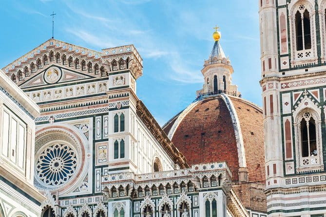 Skip the line: Uffizi small group and walking tour of Florence - Starting at Piazza della Repubblica