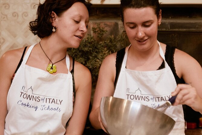 Small Group Cooking Class & Market Food Tour in Florence - The five-hour schedule and practical pace