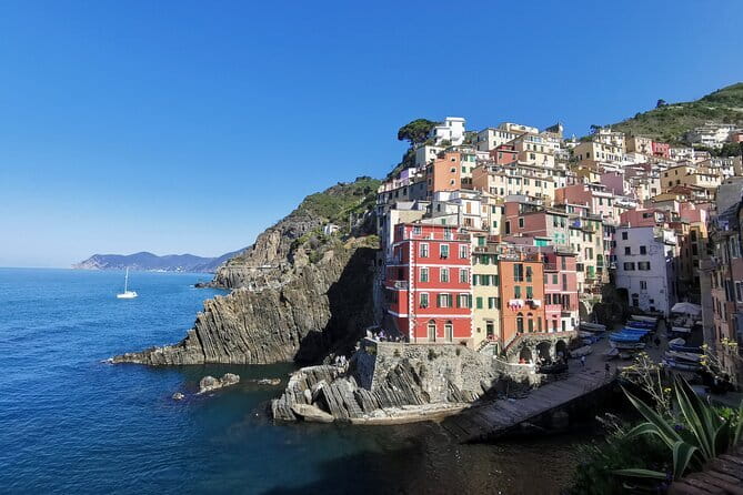 Small Group Day Tour in Cinque Terre and Pisa From Florence - Key points to know before booking