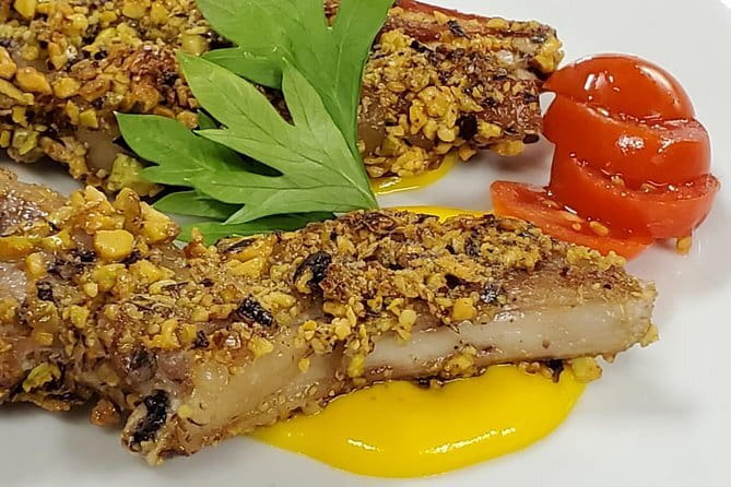 Small Group Gourmet Cooking Lesson With Lunch In Florence - Booking timing and cancellation terms