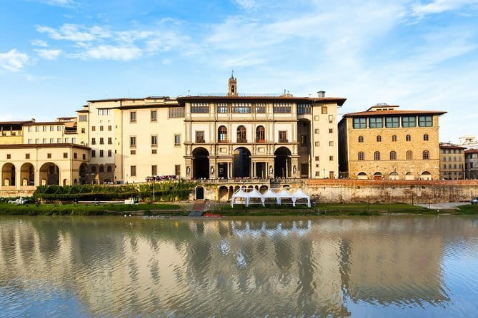 Small Group Guided Uffizi Gallery Tour with Timed Entry - Why a short Uffizi tour can be worth your time