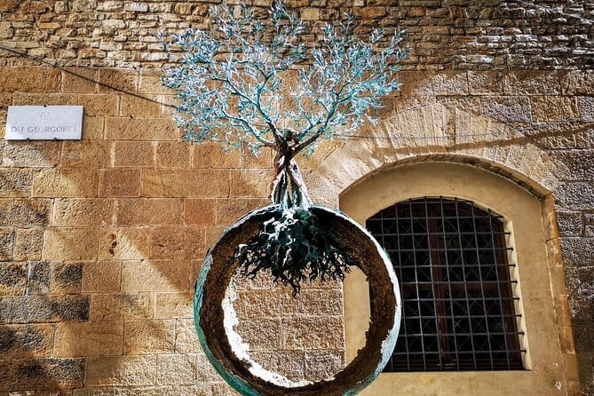 Small Group Medici and Michelangelo Tour in Florence - Ferragamo’s palace and the changing city