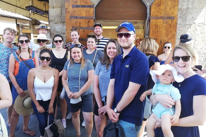 The Best tour in Florence: Renaissance & Medici Tales - guided by a STORYTELLER - Piazza del Duomo in a short, useful stop
