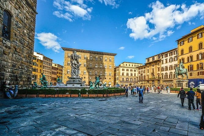 The Florentine House of the 14th Century: 1 hour tour in the Renaissance life - A private guide changes the pace