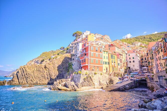 The pearls in the gulf of poets: Cinque Terre private tour - Key points at a glance