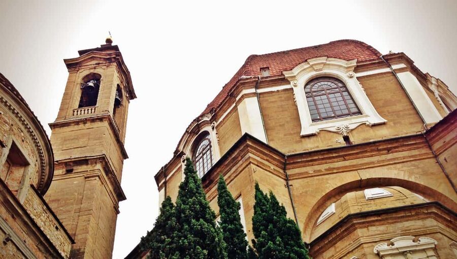 The places of the Medici family: the Palace and the Chapels - A short walk and photo stop in Piazza San Lorenzo