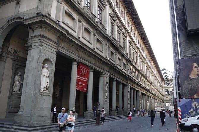 The Uffizi discovery tour with your private guide in Florence - Starting at Piazzale degli Uffizi, 6