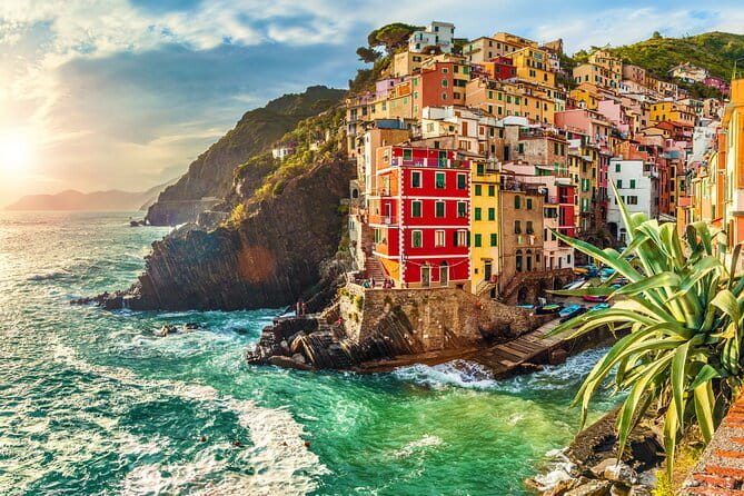 Tour Cinque Terre and Pisa Leaning Tower from Florence Private - What to Pack for the Coast and Pisa