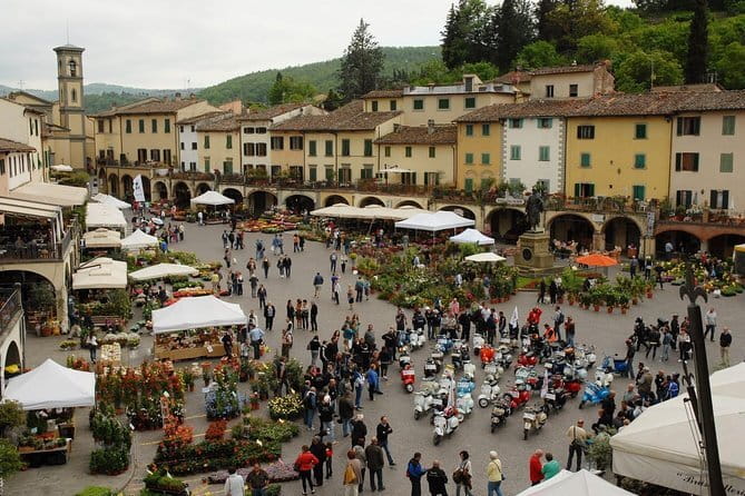 Tour of Chianti for small groups departing from Florence or surroundings - Panzano, the winery, and the midday tasting