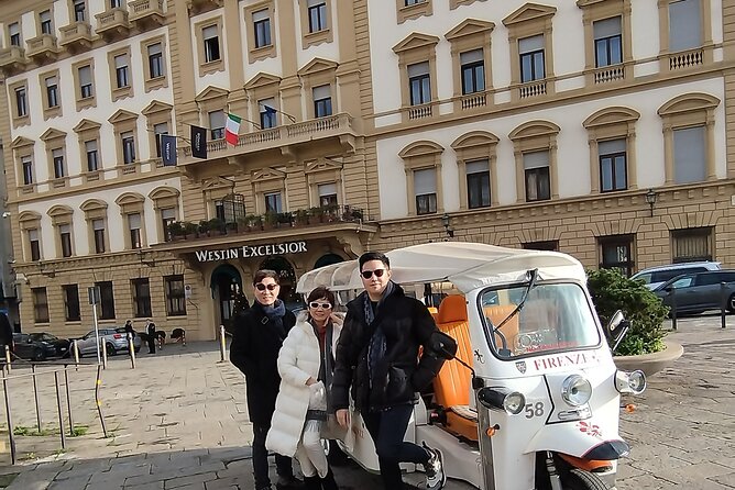 Tour panoramic di firenze o in golf cart etuktuk (Minimum 2 PAX) - Starting near the Uffizi