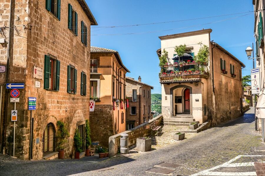 Transfer Between Florence and Rome with Sightseeing Stop - What the ride itself is like