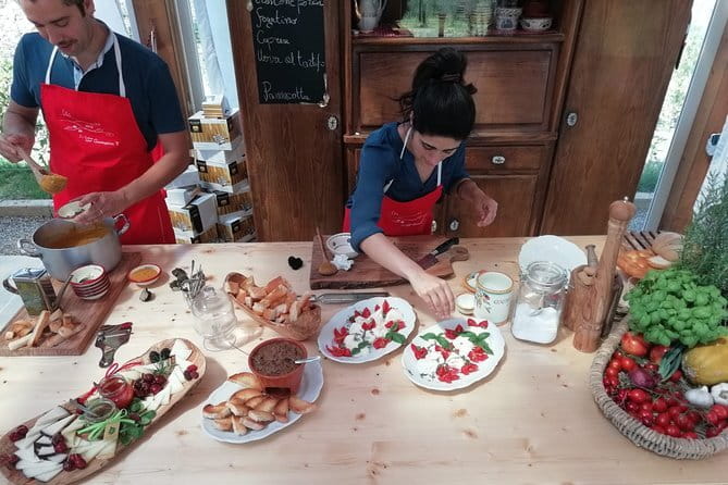 Truffle Hunting in Tuscany (private tour) - Why this truffle hunt feels different from a food tasting
