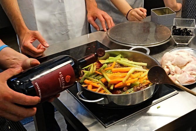 Tuscan Cooking Class and Dinner in Florence - Crossing Florence for a four-course dinner