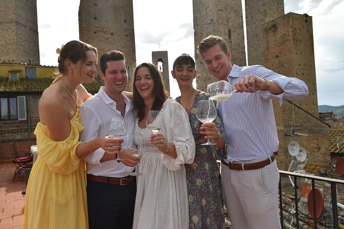Tuscan Lunch and Wine Tasting in San Gimignano Winery - Arriving at Tenuta Torciano near San Gimignano