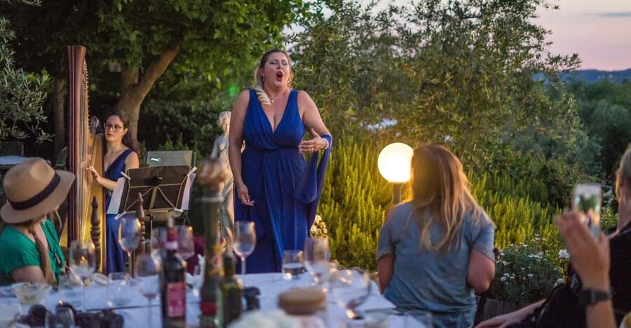 Tuscany: Cooking, Dinner & Live Opera in the countryside - An opera dinner in a 1600s Tuscan villa