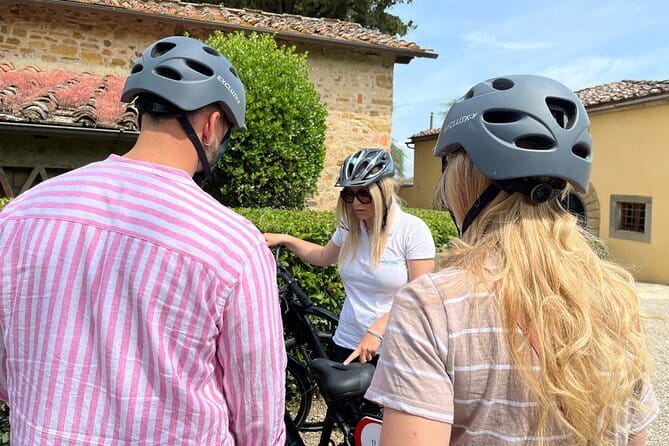 Tuscany E-Bike Tour: from Florence to Chianti with lunch and tastings - Riding into Chianti by electric bike