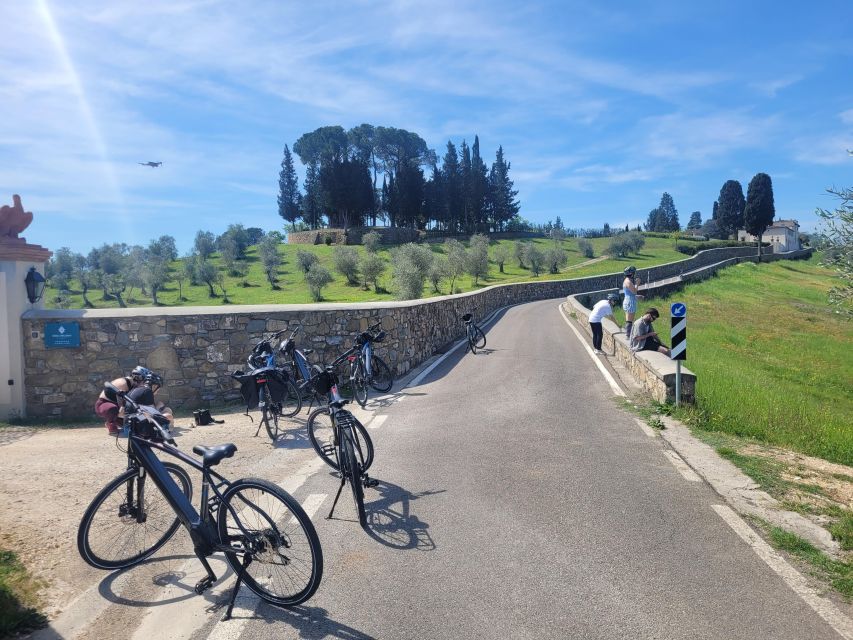 Tuscany Hills Bike Tour with Lunch at farm and Wine Tasting - Key points to know before you book