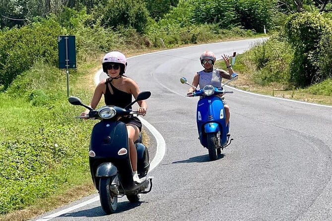 Tuscany Sunset Vespa tour with Dinner at a Chianti Winery - Weather, cancellation and practical planning