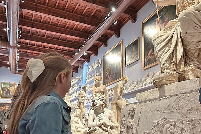 Uffizi Combined Ticket:UFFIZI, PITTI, BOBOLI & digital audioguide - Pitti Palace, a large second act
