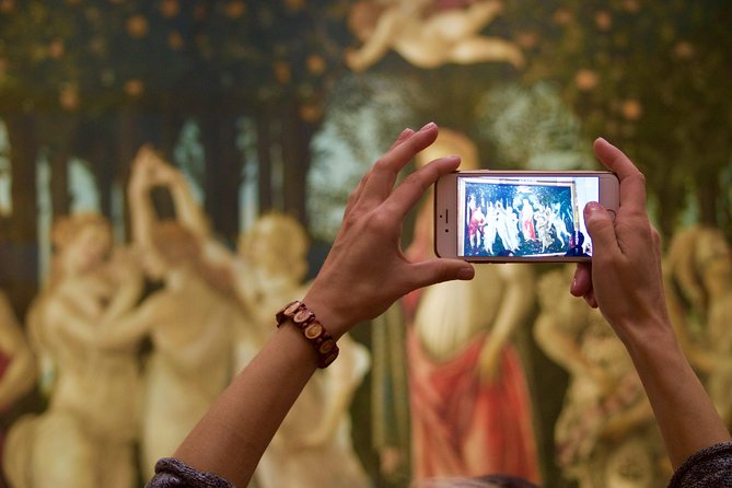 Uffizi Galleries Florence - Incredible Private Tour - Entering both levels of the Uffizi