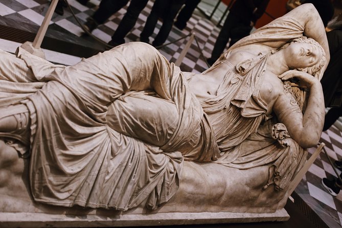 Uffizi Gallery Florence Exclusive Guided Museum Tour - What to bring and what to leave behind