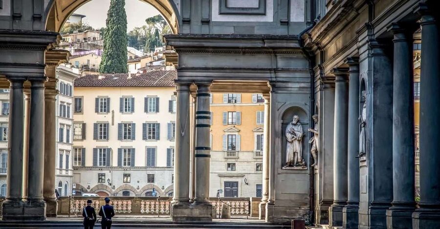 Uffizi Gallery: Guided Tour with Skip-the-Line Entry - Inside Giorgio Vasari’s Sixteenth-Century Building