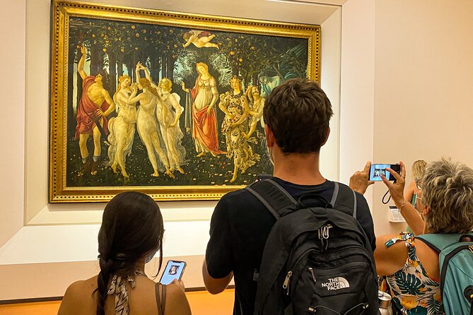 Uffizi Gallery Italian guided Tour semi private - The art highlights inside the galleries