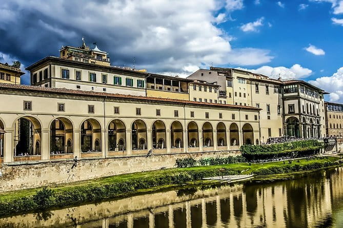Uffizi Gallery Private Tour with 5-star Guide - Why a private Uffizi visit can save your Florence day