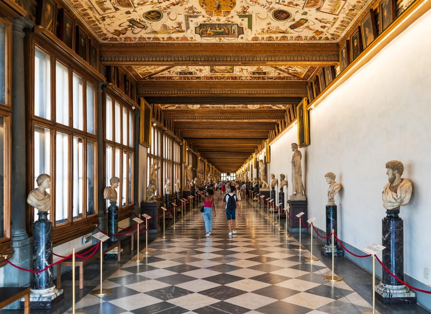 Uffizi Gallery Skip-the-Line Entry with Audio Guide - Entering the Uffizi with a phone audio guide