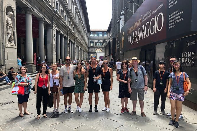 Uffizi Gallery Small Group Tour with Guide - Priority entry and the crowded Uffizi