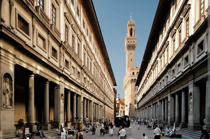 Uffizi Gallery Timed Tickets with Audio guide - What happens at the security entrance