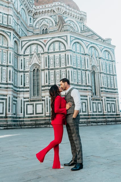 Unique Photographer in Florence - Timing, cancellations, and small practical details