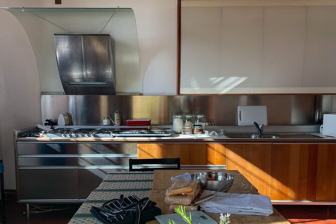 Vegetarian cooking class in the Florentine Hills 6 guests max - A Six-Person Class Where You Actually Cook
