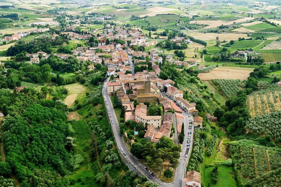Vinci: The Footsteps of Leonardo and Wine Tasting Tour - Why Vinci adds something Florence cannot