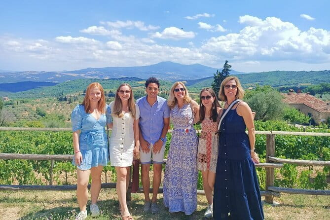 VIP Brunello Montalcino, Montepulciano & Val d'Orcia with Lunch - Key points at a glance