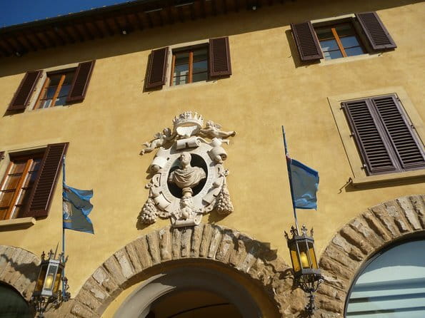 VIP Private Tour Florence Cathedral Dome & Monuments - Meeting in Piazza del Duomo without losing the guide