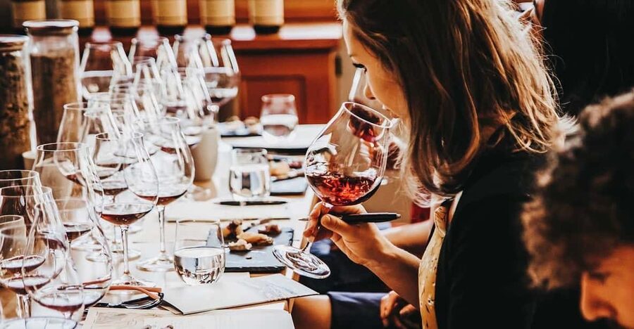 Wine Tasting and History small groups-Florence Uncorked - The three Tuscan wines you taste