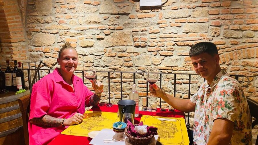 Wine Tasting and Paring Class Guided Tour in Florence - Cancellation and Booking Flexibility