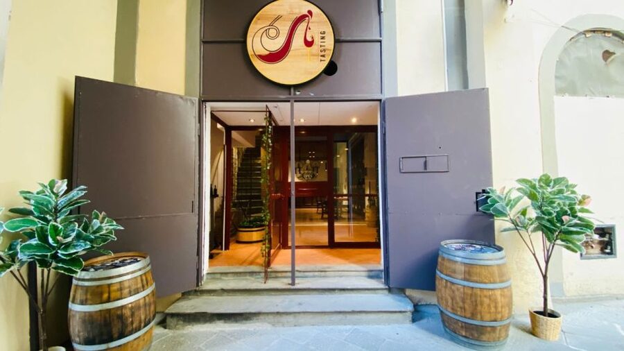 Wine Tasting and Paring Class Guided Tour in Florence - Service and Overall Atmosphere