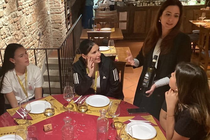 Wine Windows Walk with Wine Tasting and Appetizers - Starting near the Medici palace
